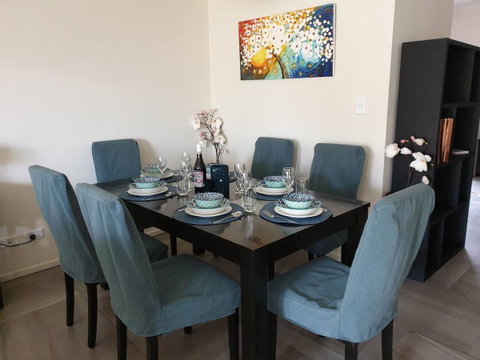 Explore Adelaide, Gawler, The Barossa And Clare Valleys All-in-one - Accommodation Mermaid Beach 2