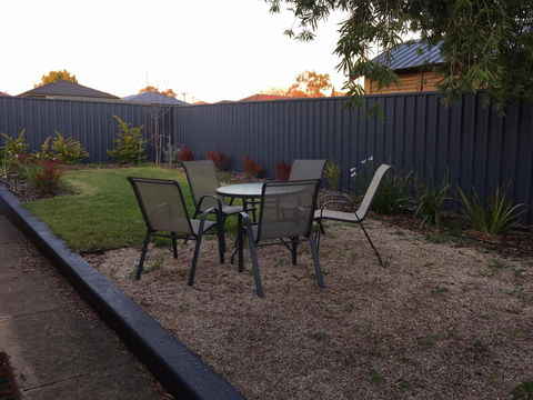 Windsor Gardens Home - Accommodation Mermaid Beach 15