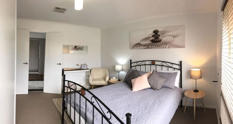 Windsor Gardens Home - Accommodation Mermaid Beach 0