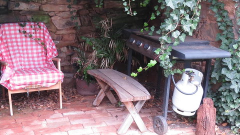 The Pig And Whistle - Accommodation Mermaid Beach 2