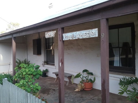 The Pig And Whistle - Accommodation Mermaid Beach 27