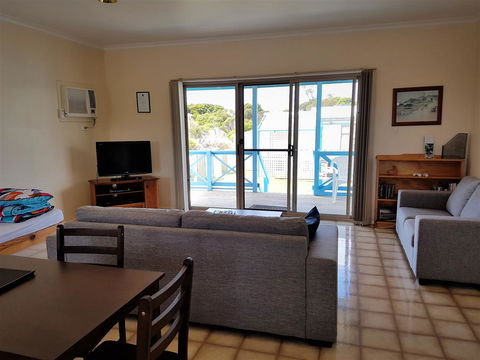 Marion Bay Holiday Villas - Accommodation Mermaid Beach 10