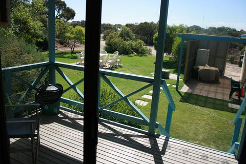 Marion Bay Holiday Villas - Accommodation Mermaid Beach 16