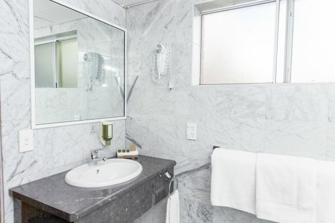 Bathurst Motor Inn - Accommodation Mermaid Beach 20
