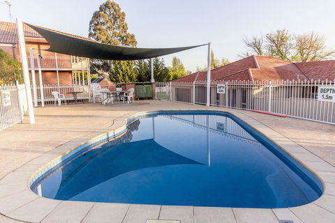 Bathurst Motor Inn - Accommodation Mermaid Beach 5