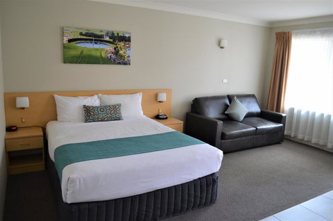Bathurst Motor Inn - Accommodation Mermaid Beach 2