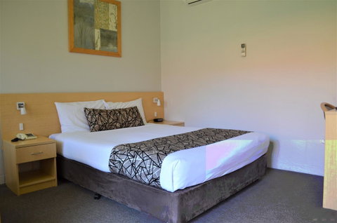 Bathurst Motor Inn - Accommodation Mermaid Beach 25