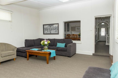 Bathurst Motor Inn - Accommodation Mermaid Beach 31