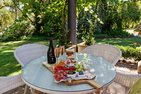 Adelaide Hills Retreats - Accommodation Mermaid Beach 14