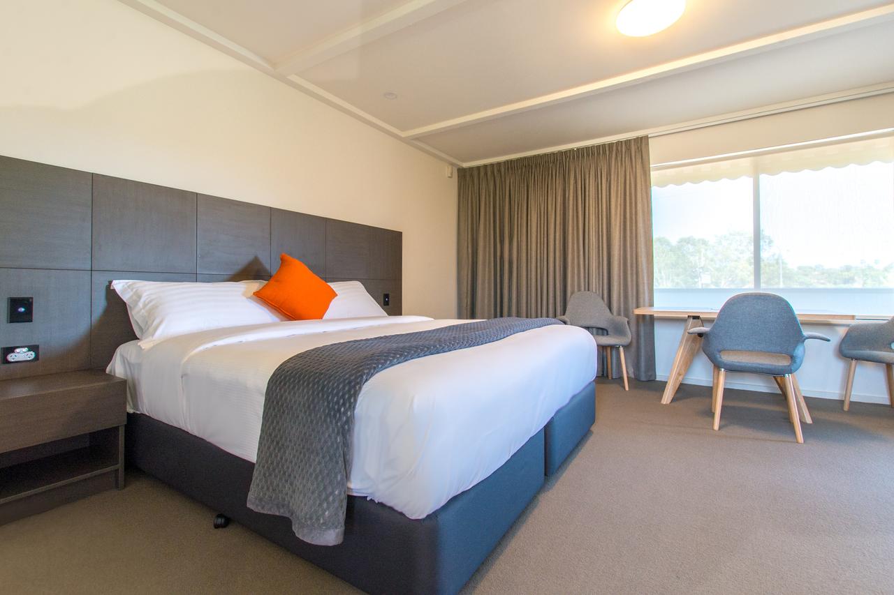 Hackham SA Accommodation Mermaid Beach