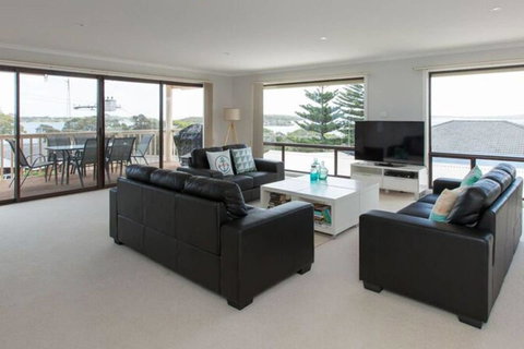 Bimbadeen - Accommodation Mermaid Beach 2