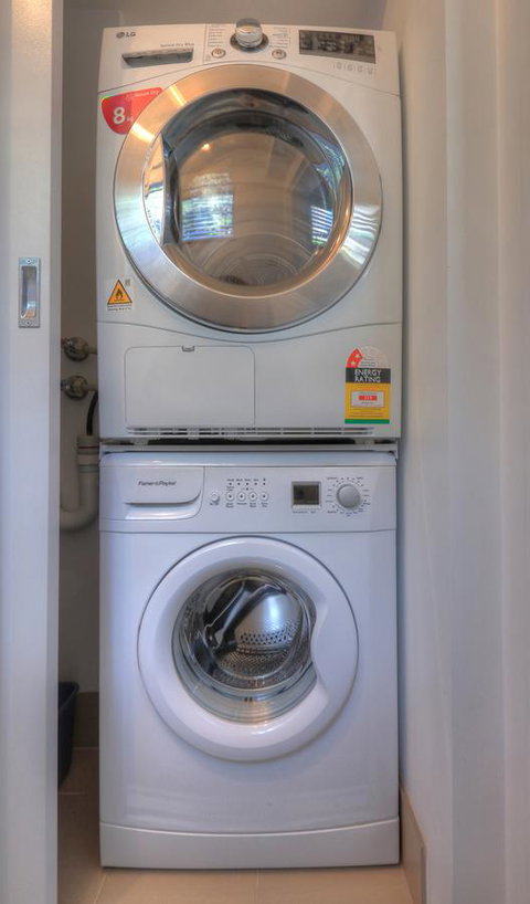 Snowgoose Apartments - Accommodation Mermaid Beach 1