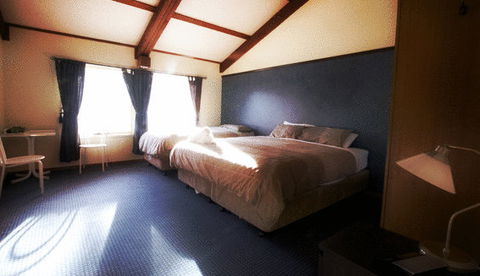 Snowy Gums Chalet - Accommodation Mermaid Beach 11