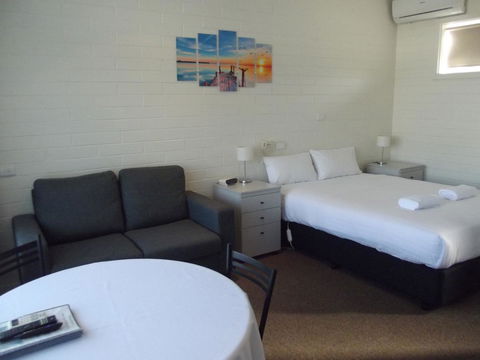 Guichen Bay Motel - Accommodation Mermaid Beach 3