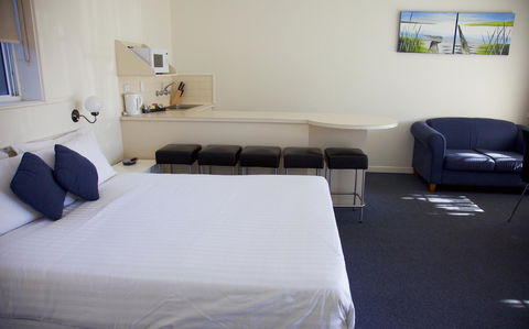 Guichen Bay Motel - Accommodation Mermaid Beach 41