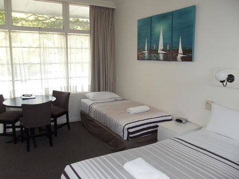 Guichen Bay Motel - Accommodation Mermaid Beach 19