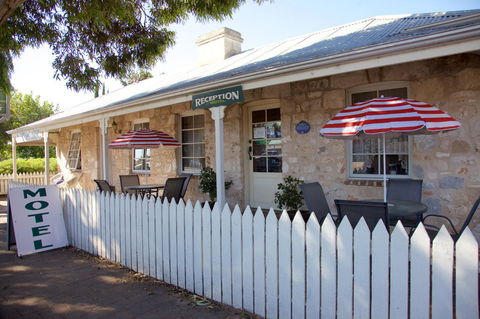 Guichen Bay Motel - Accommodation Mermaid Beach 12