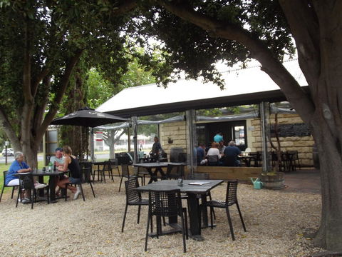 Guichen Bay Motel - Accommodation Mermaid Beach 4