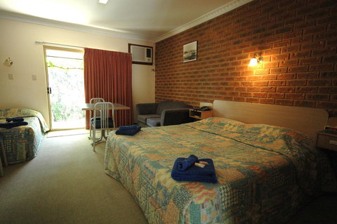 Burra Motor Inn - Accommodation Mermaid Beach 42