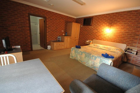 Burra Motor Inn - Accommodation Mermaid Beach 44