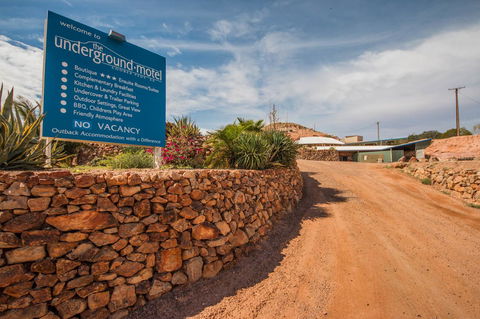 The Underground Motel - Accommodation Mermaid Beach 24