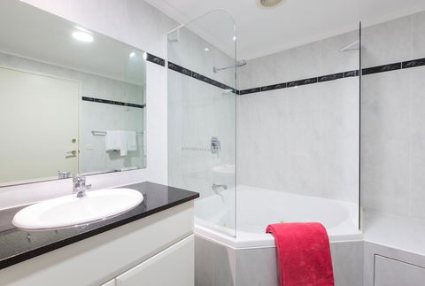 Ramada Resort By Wyndham Shoal Bay - Accommodation Mermaid Beach 38