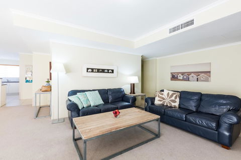 Ramada Resort By Wyndham Shoal Bay - Accommodation Mermaid Beach 41