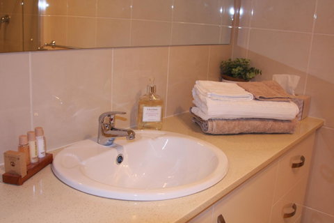 C And C Tanunda - Accommodation Mermaid Beach 7
