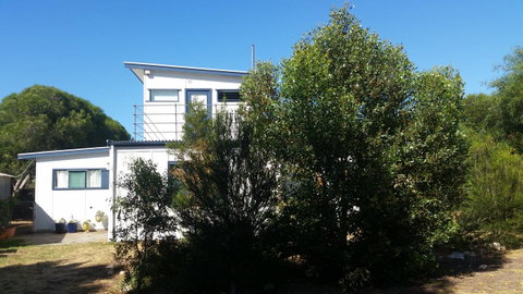 The Sandland Shack - Accommodation Mermaid Beach 5