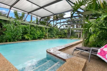 The Palms - Accommodation Mermaid Beach 1