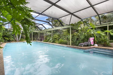 The Palms - Accommodation Mermaid Beach 2