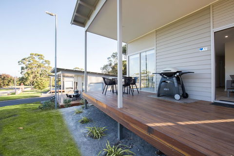 Blue Lake Holiday Park - Accommodation Mermaid Beach 16