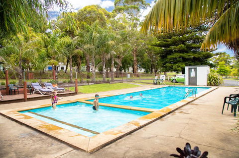 Blue Lake Holiday Park - Accommodation Mermaid Beach 6