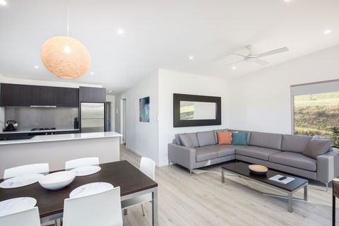 Blue Lake Holiday Park - Accommodation Mermaid Beach 3