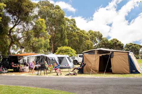 Blue Lake Holiday Park - Accommodation Mermaid Beach 9
