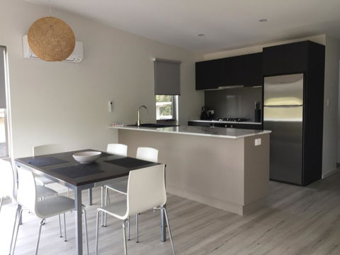 Blue Lake Holiday Park - Accommodation Mermaid Beach 20