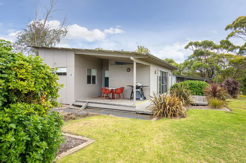 Blue Lake Holiday Park - Accommodation Mermaid Beach 31