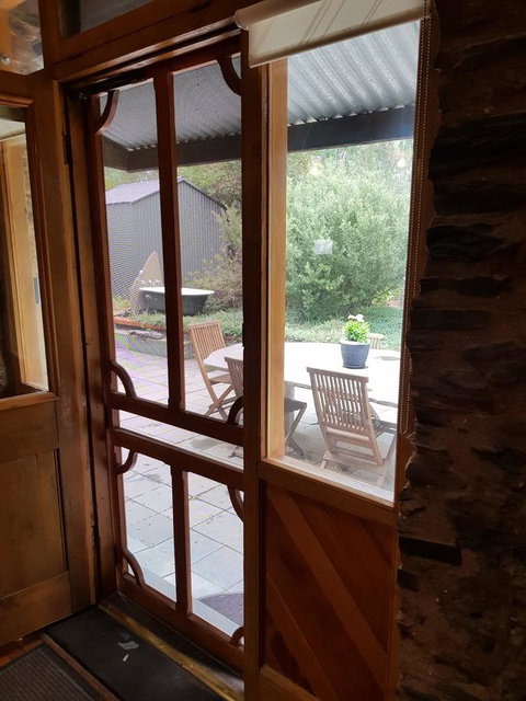 William Hunt's Retreat - Cypress Studio - Accommodation Mermaid Beach 12