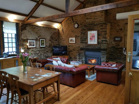 William Hunt's Retreat - Cypress Studio - Accommodation Mermaid Beach 0