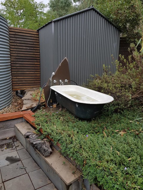 William Hunt's Retreat - Cypress Studio - Accommodation Mermaid Beach 5