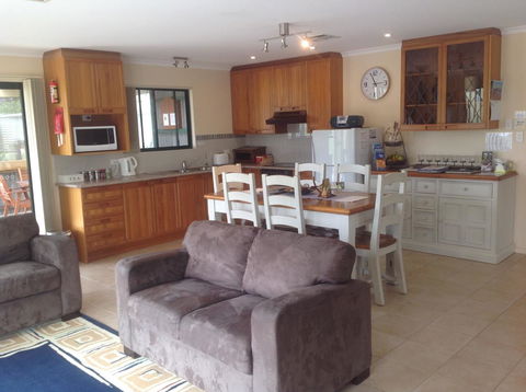 Breakaway Farmstay - Accommodation Mermaid Beach 3