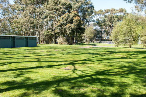 Kalganyi Holiday Park - Accommodation Mermaid Beach 4