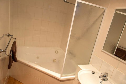 Kalganyi Holiday Park - Accommodation Mermaid Beach 2