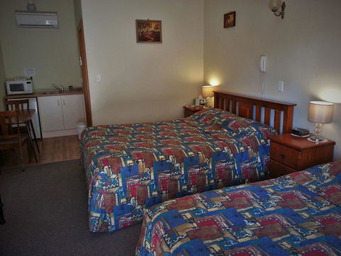 Sonbern Lodge Motel - Accommodation Mermaid Beach 25