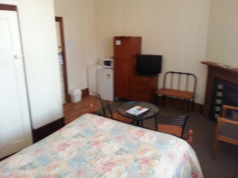 Sonbern Lodge Motel - Accommodation Mermaid Beach 2