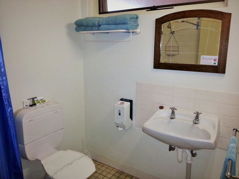 Sonbern Lodge Motel - Accommodation Mermaid Beach 30