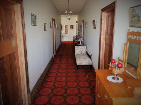 Sonbern Lodge Motel - Accommodation Mermaid Beach 13
