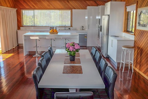 Seacroft - Accommodation Mermaid Beach 4