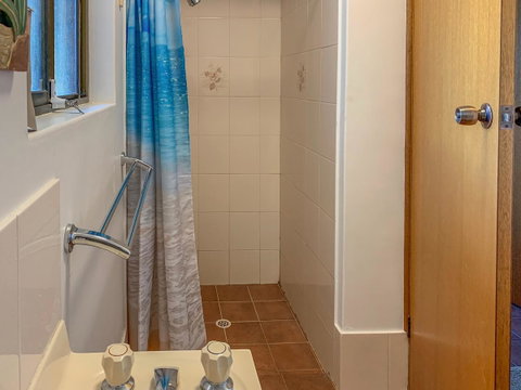 Seacroft - Accommodation Mermaid Beach 11