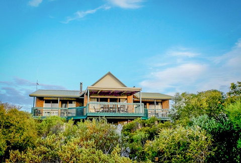 Seacroft - Accommodation Mermaid Beach 0